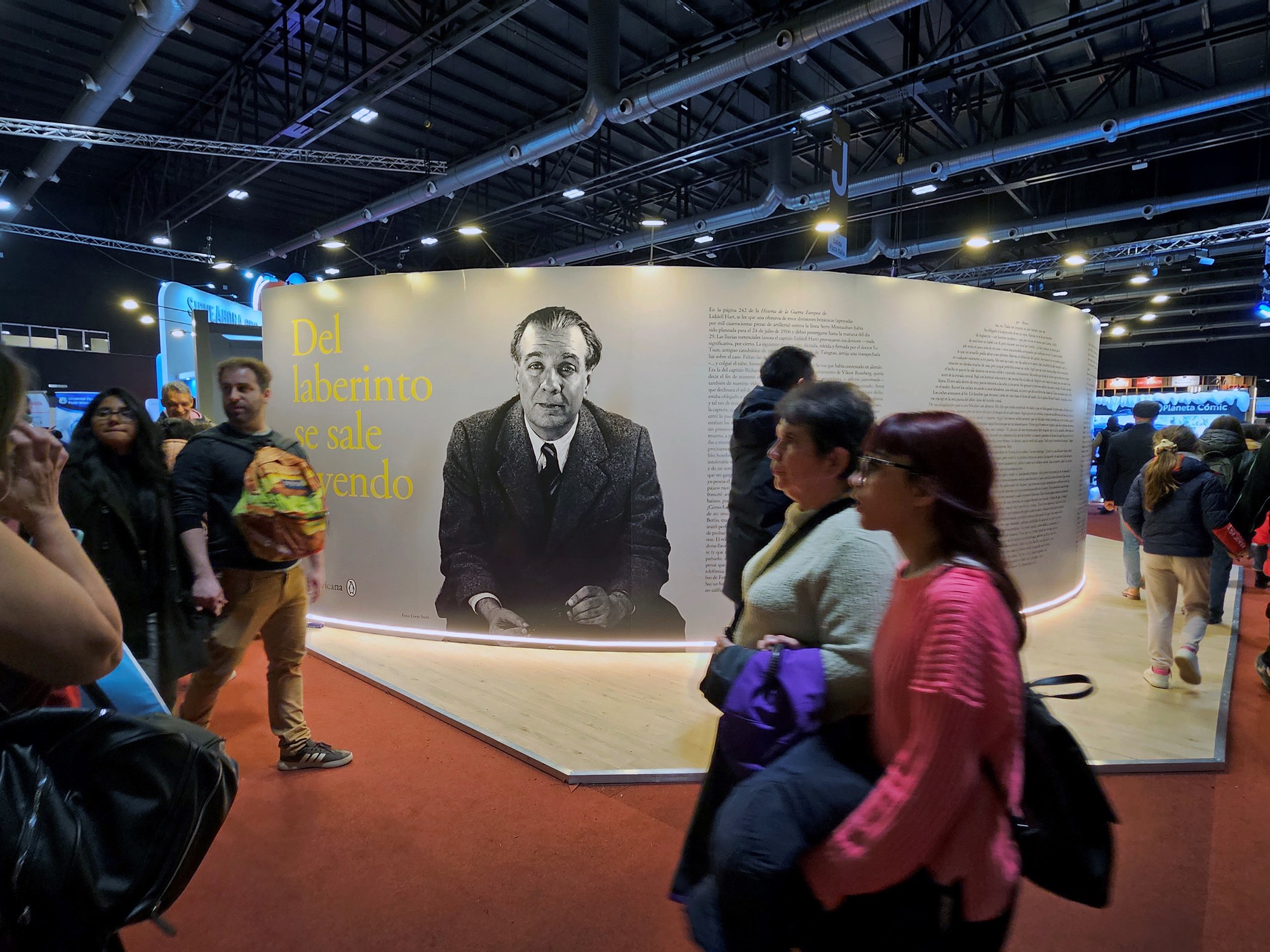 Revista Ñ conmemora los 40 años de la muerte de Borges con testimonios y homenajes de escritores y artistas