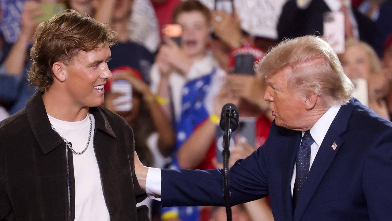 Trump praises Giants quarterback Jaxson Dart and comments on his potential
