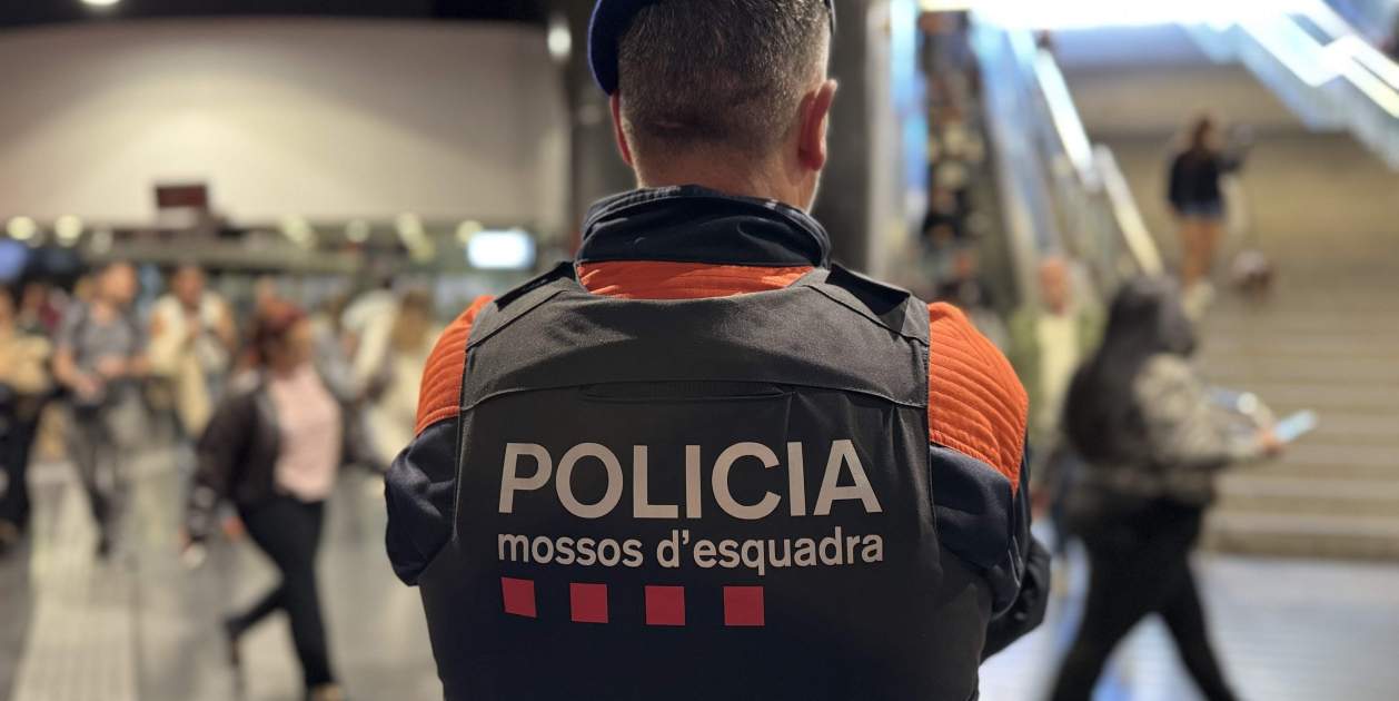 Niña herida leve por bala perdida durante un tiroteo entre clanes familiares en Badalona