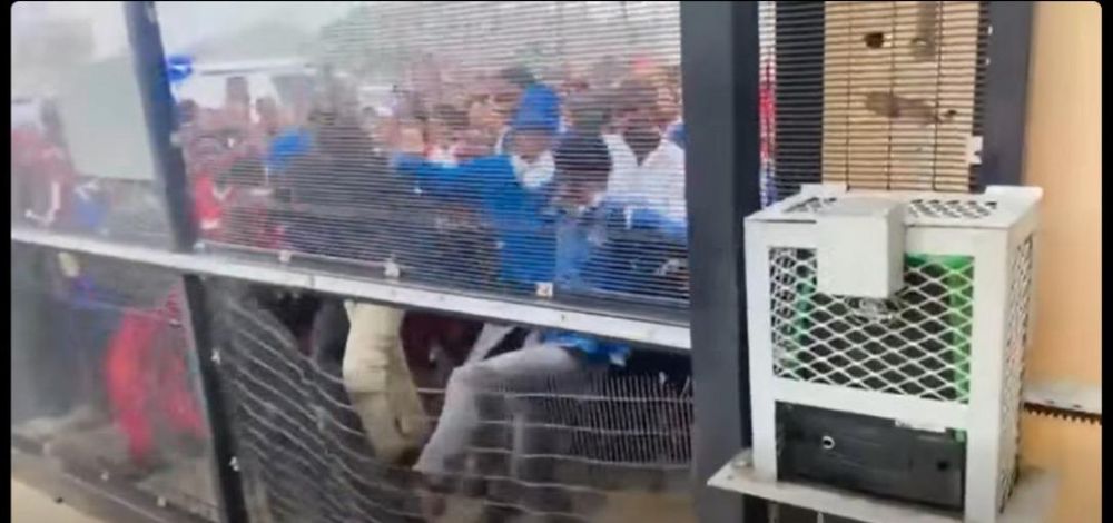 Kraaifontein teen arrested after learners riot over foreign nationals at schools
