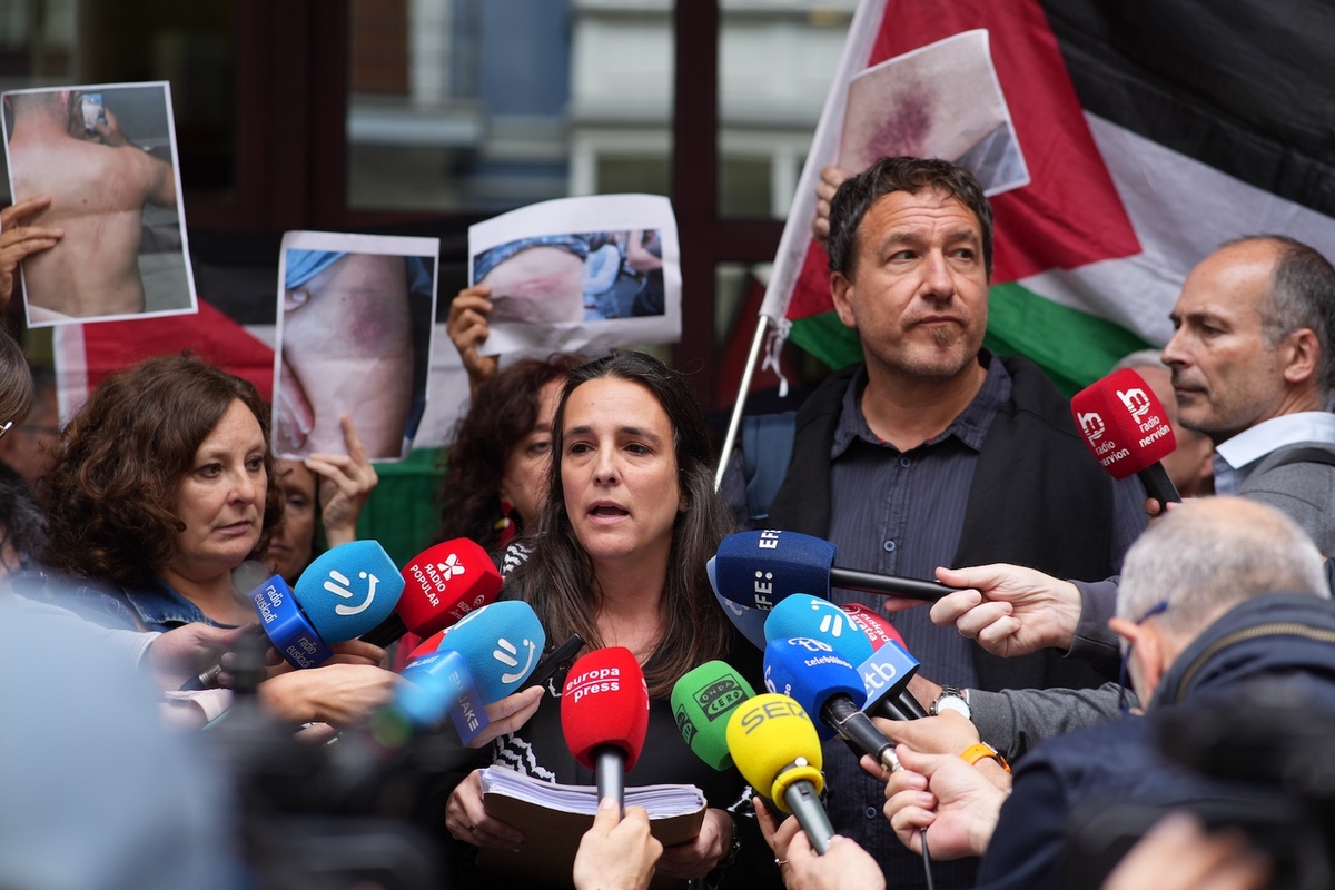 La Global Sumud Flotilla presenta una querella contra agentes de la Ertzaintza, sus mandos y Bingen Zupiria por las cargas policiales en Loiu
