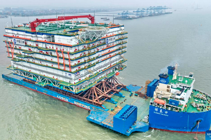 China pone en marcha una estación convertidora offshore para impulsar la eólica marina en aguas profundas