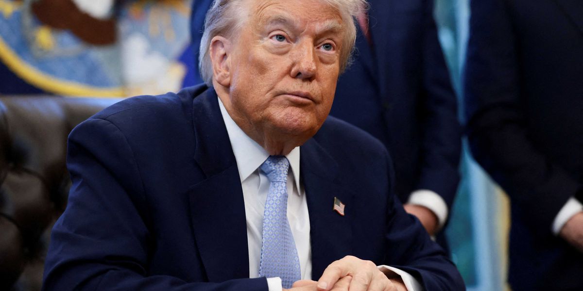 Justice Department challenges court order requiring testimony from top customs official in tariff refund case