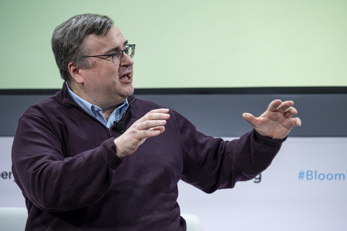Reid Hoffman steps down from Microsoft board to focus on AI drug discovery startup Manus