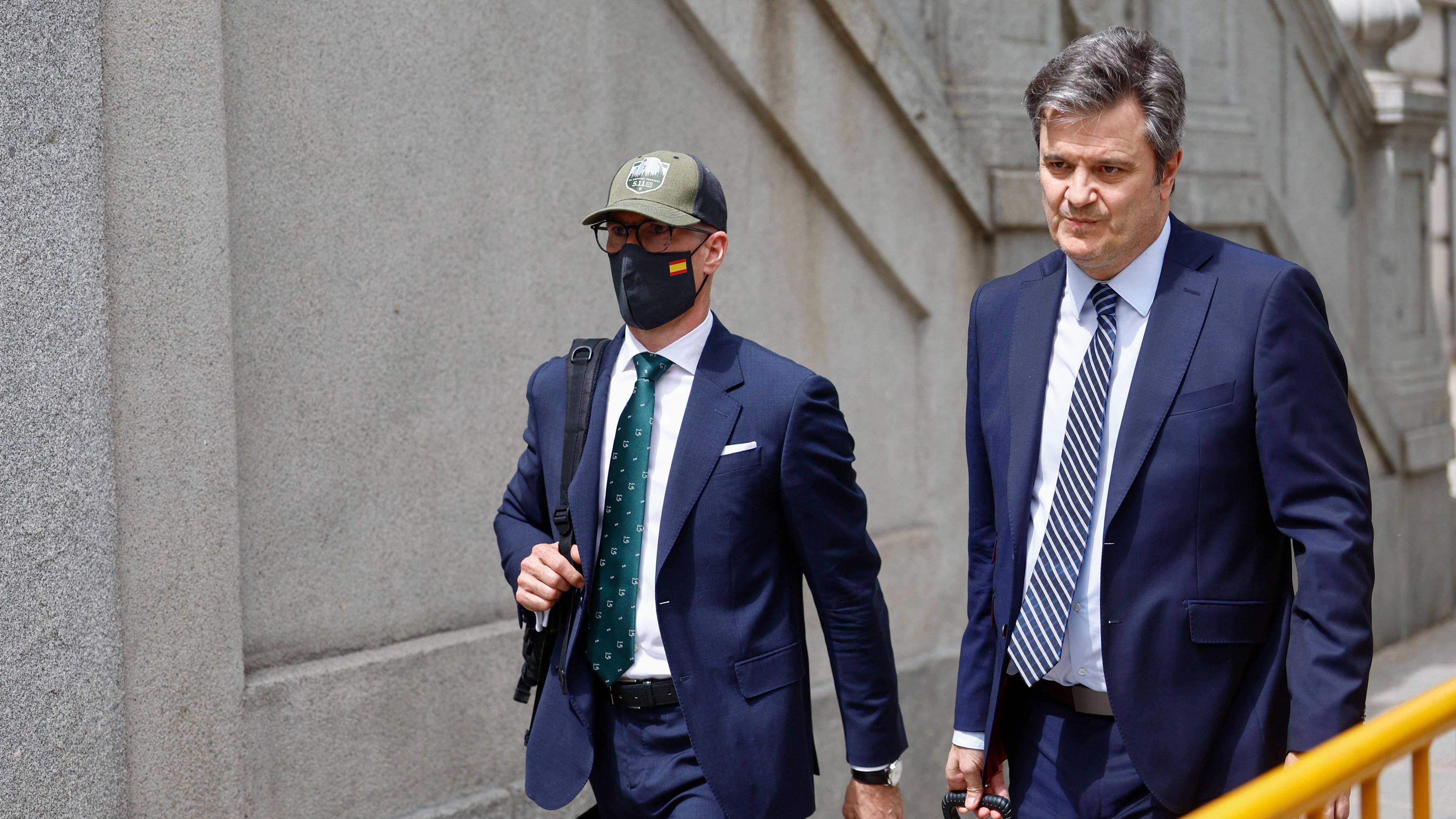 La UCO investiga ingresos en efectivo no justificados de un agente implicado en el caso Koldo