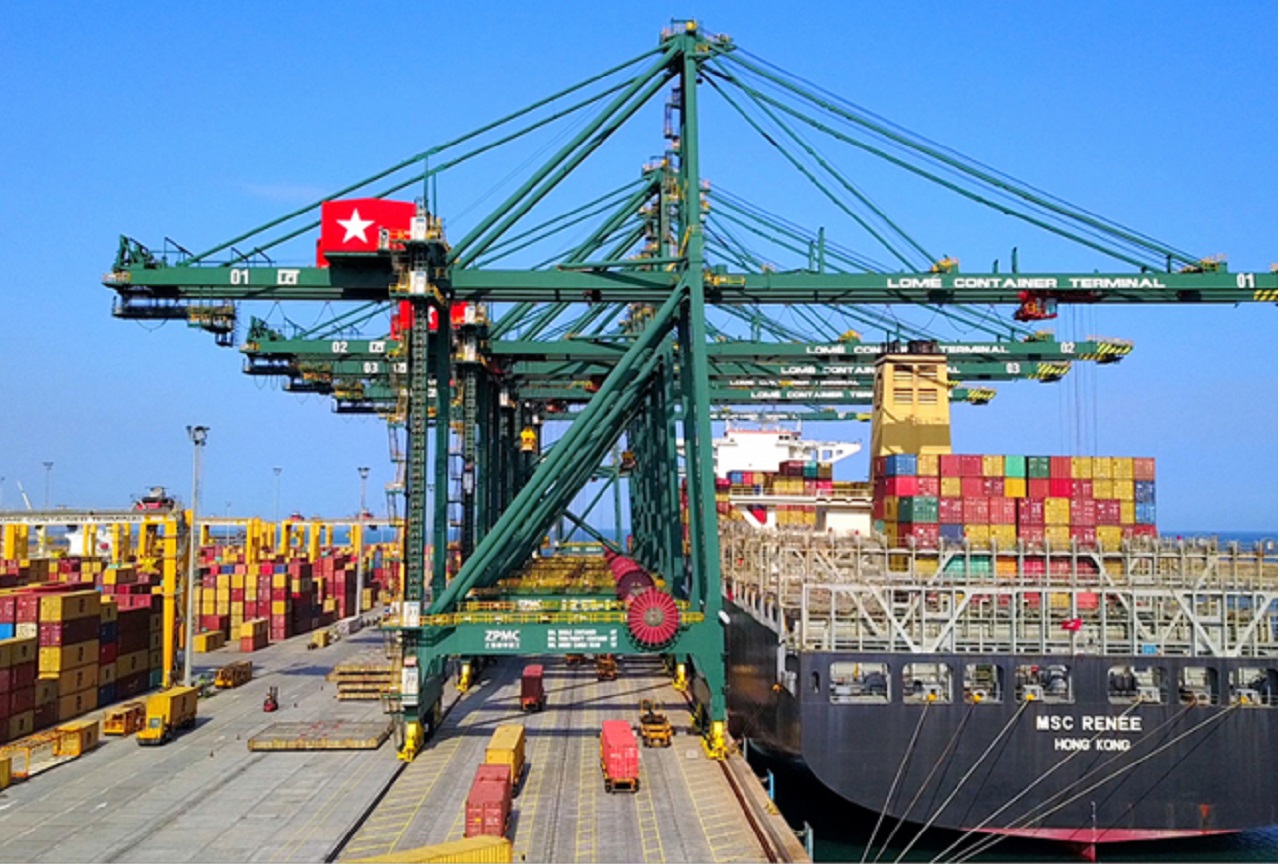 China impone controles de exportación y restricciones a empresas estadounidenses en respuesta a sanciones de EE. UU.