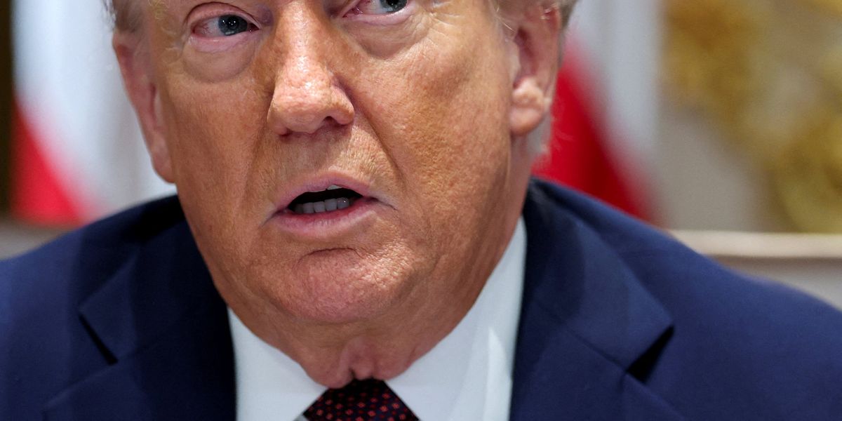 Report: Growing conservative voter dissatisfaction with Trump tied to policy backlash and midterm concerns