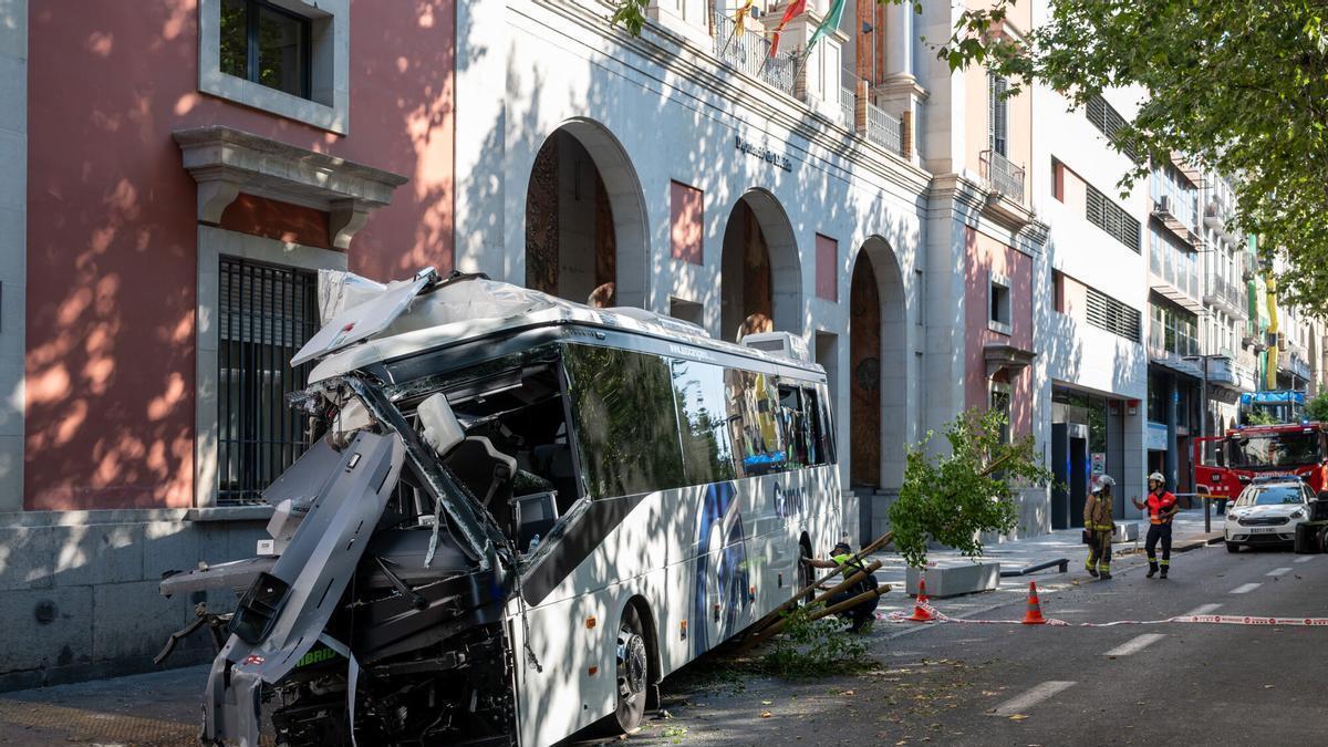 Un accidente de autocar en Lleida deja 44 heridos y la investigación apunta a una pérdida de control del vehículo