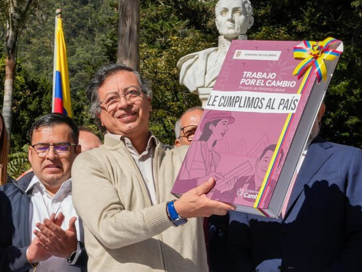 Entra en vigor el recargo dominical del 90% en Colombia como parte de la reforma laboral