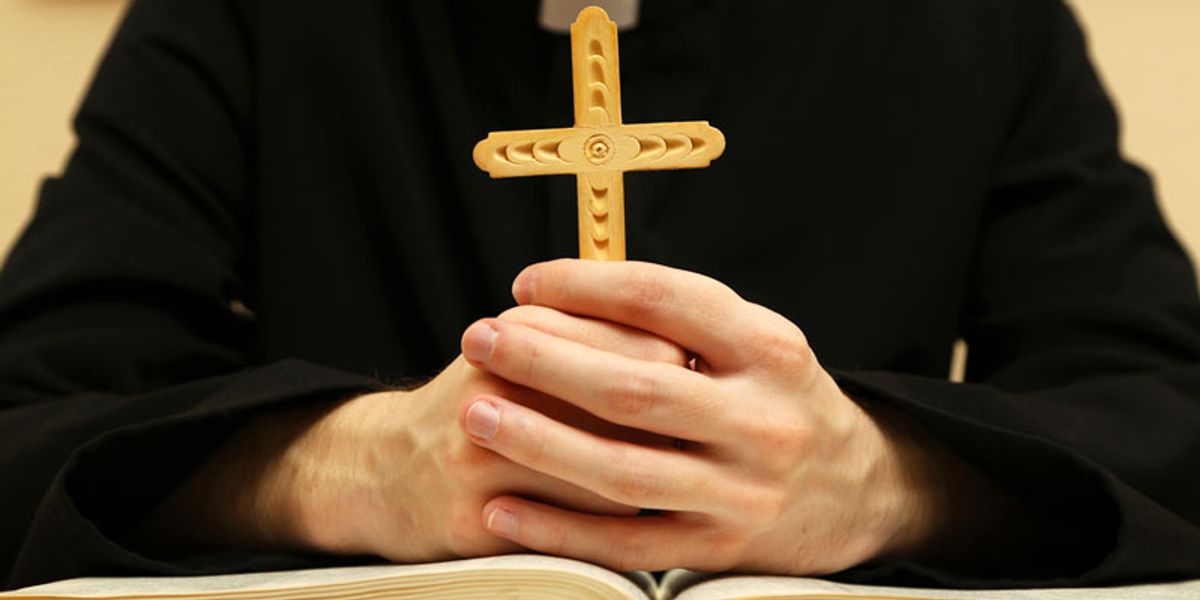 Conservative commentator criticizes pastor over comments on interracial family and birthright citizenship ruling