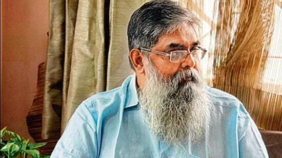 Former Telegraph Editor's Passport Renewed After Reverification