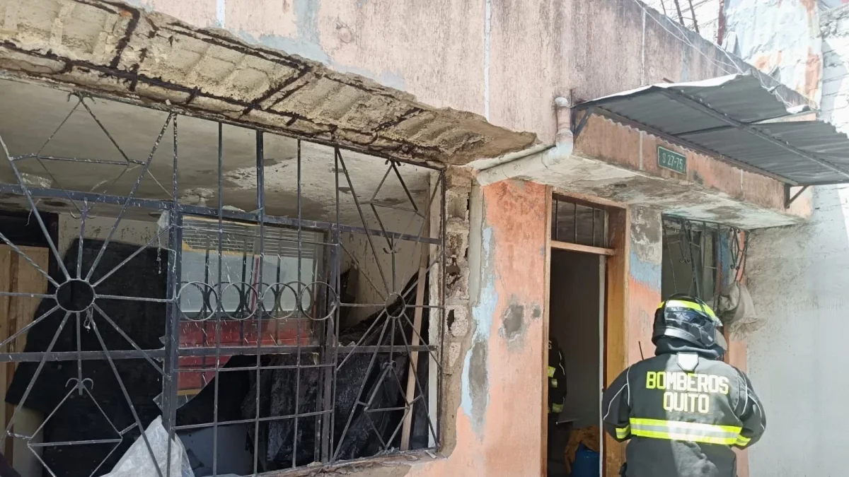 Explosión por acumulación de gas en Quito deja herido a hombre de 80 años
