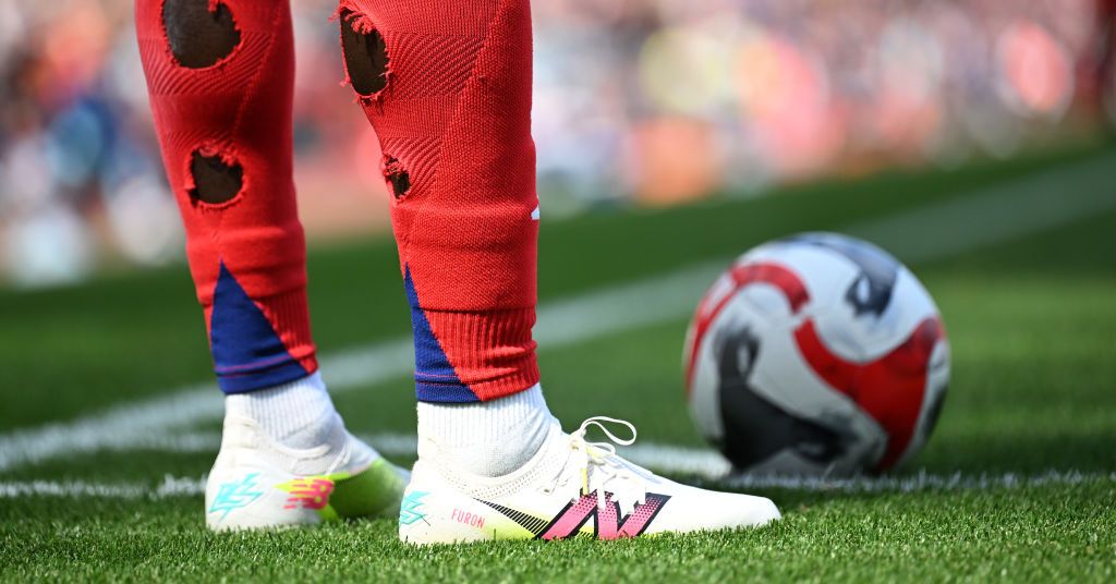 Research Suggests Cut Soccer Socks Improve Comfort Perception Rather Than Athletic Performance