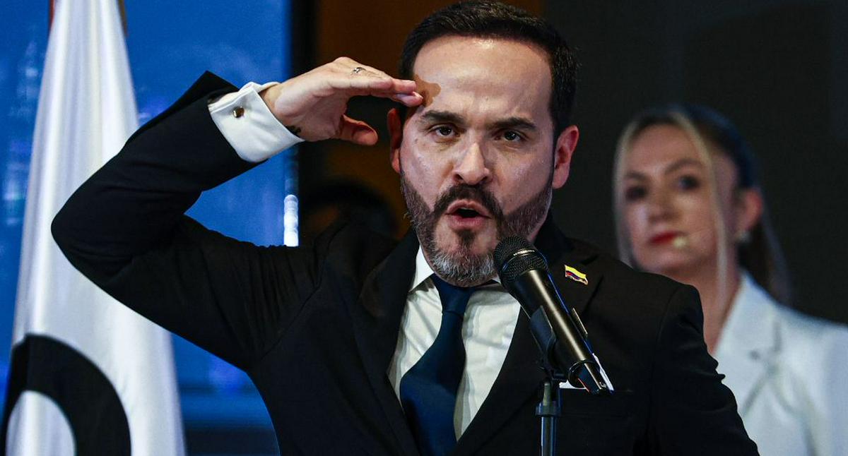 De la Espriella suspende empalme con Petro tras acusaciones de fraude electoral