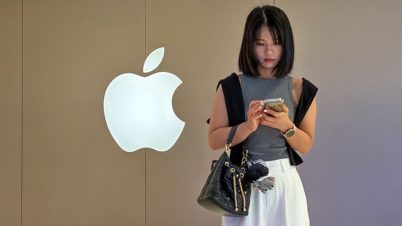 Apple Issues Early Security Update Amid AI-Driven Cyber Threats