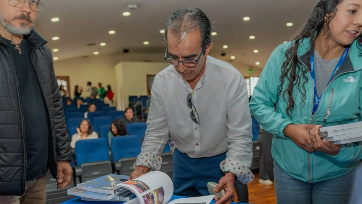 Asociación de Fotógrafos Ecuatorianos presenta directorio que documenta evolución de la fotografía profesional