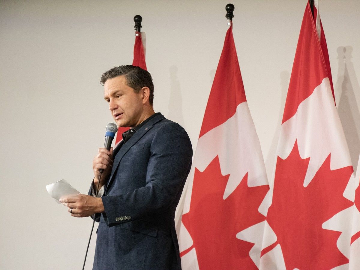 Strategies for Poilievre to Challenge Carney's Leadership in Canada