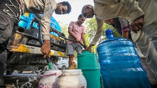 Delhi to mandate water meters for borewells to regulate groundwater usage and billing