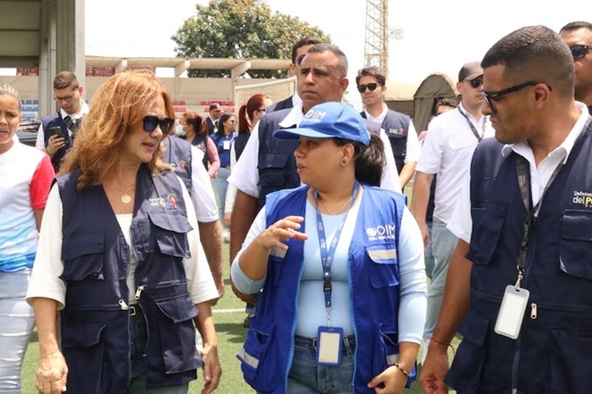 Defensoría del Pueblo supervisa campamentos de asistencia tras terremotos en La Guaira