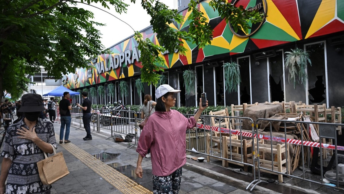 Incendio en bar de Bangkok deja 27 muertos y 63 heridos