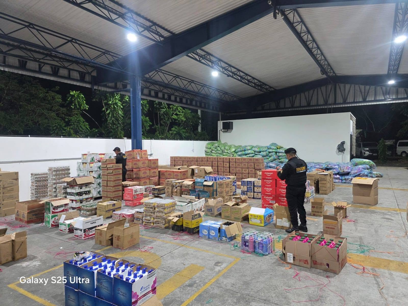 Detenidos por contrabando de productos de consumo diario valorados en más de 330 mil quetzales
