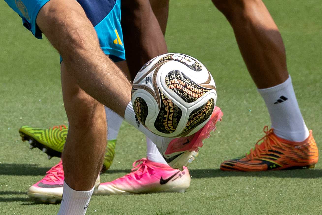 El balón Trionda Final para los partidos decisivos del Mundial 2026