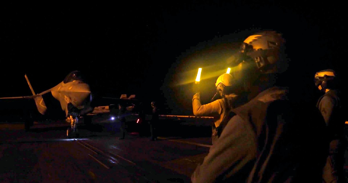 U.S. Conducts New Bombing Raids on Iran Following Truce Collapse