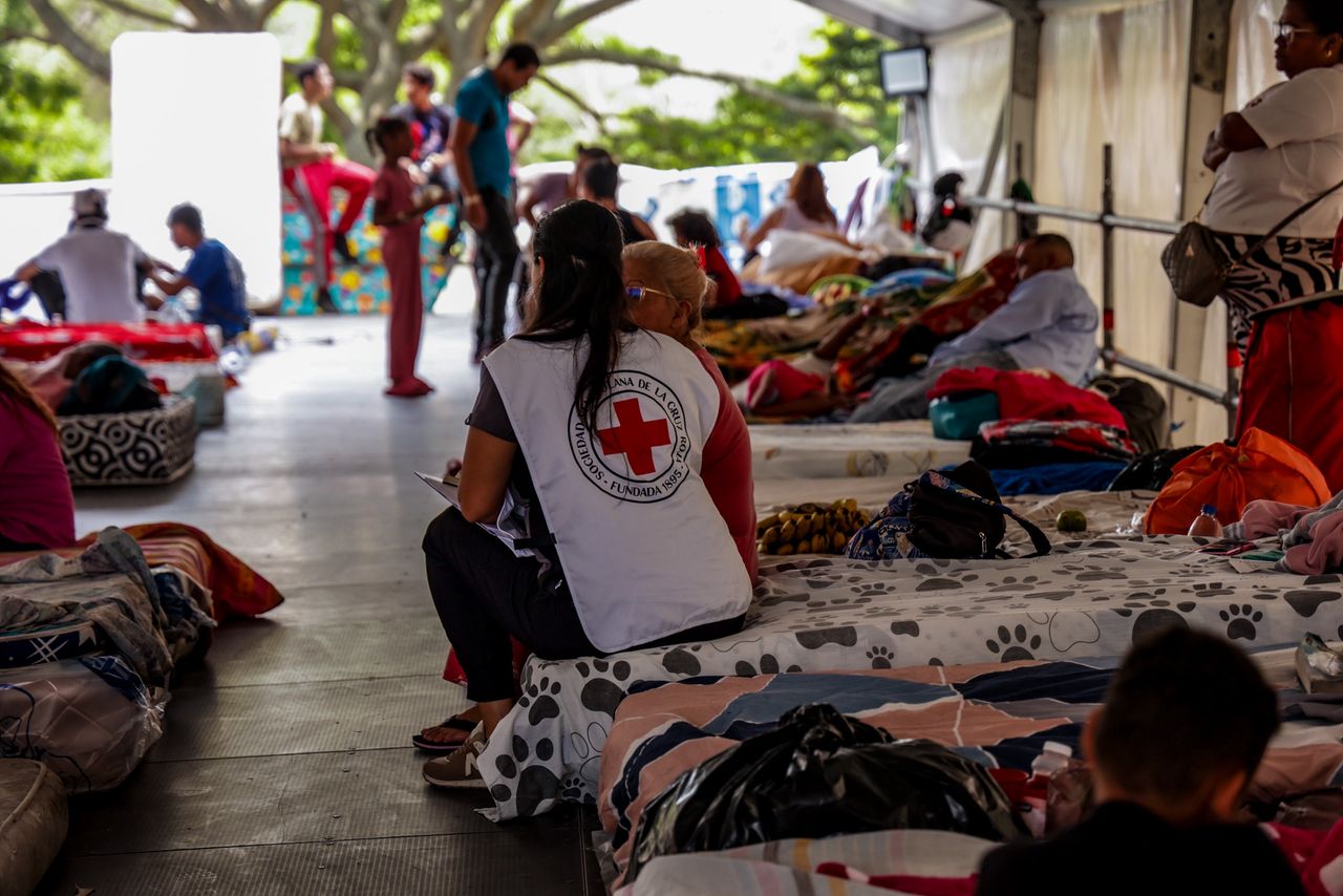 Cruz Roja Venezolana se alía con Clover Internacional para mejorar la logística de ayuda tras los terremotos en La Guaira