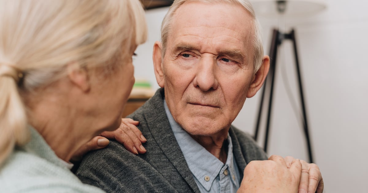 Estudio detecta señales tempranas de Alzheimer en sangre