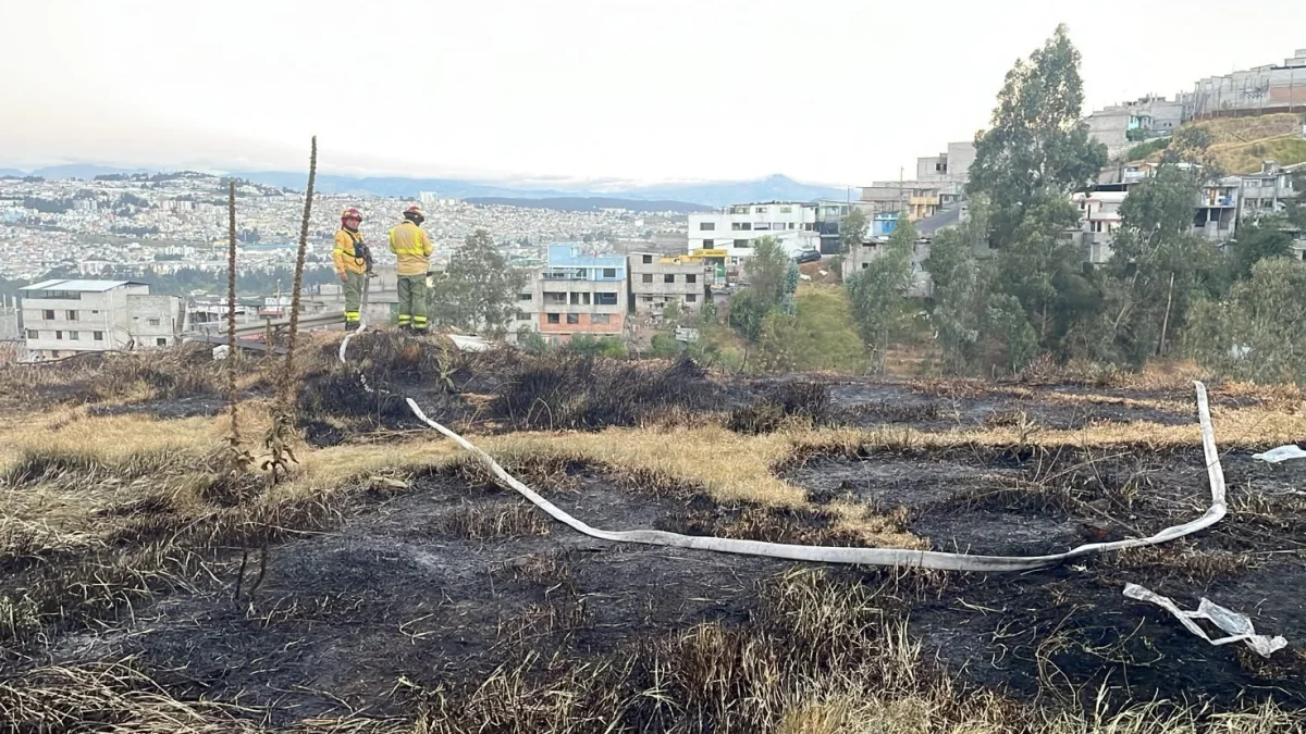 Inicio de la temporada seca en Quito: incendios forestales y quemas controladas