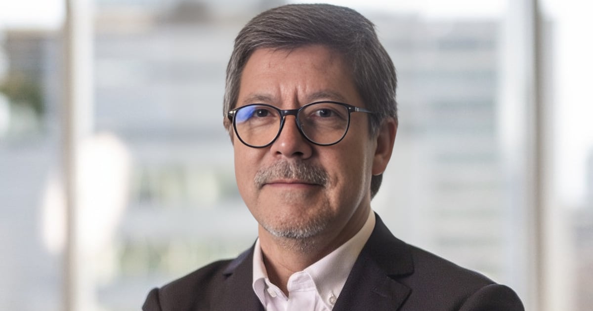 Proyección de ingresos fiscales aumenta por precios elevados de cobre y litio