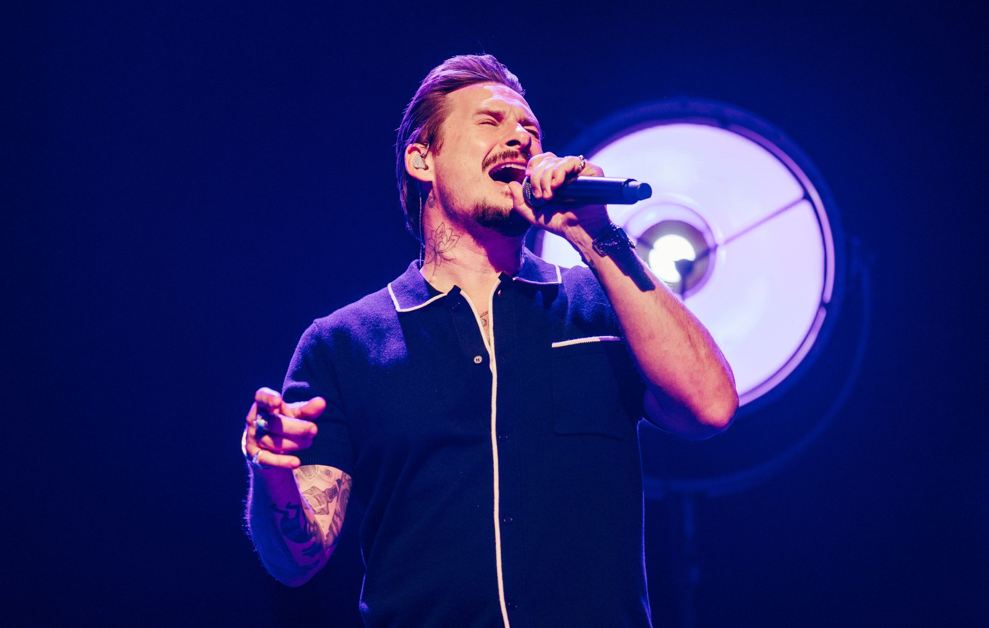 Blue singer Lee Ryan convicted of racially aggravated assault on air steward