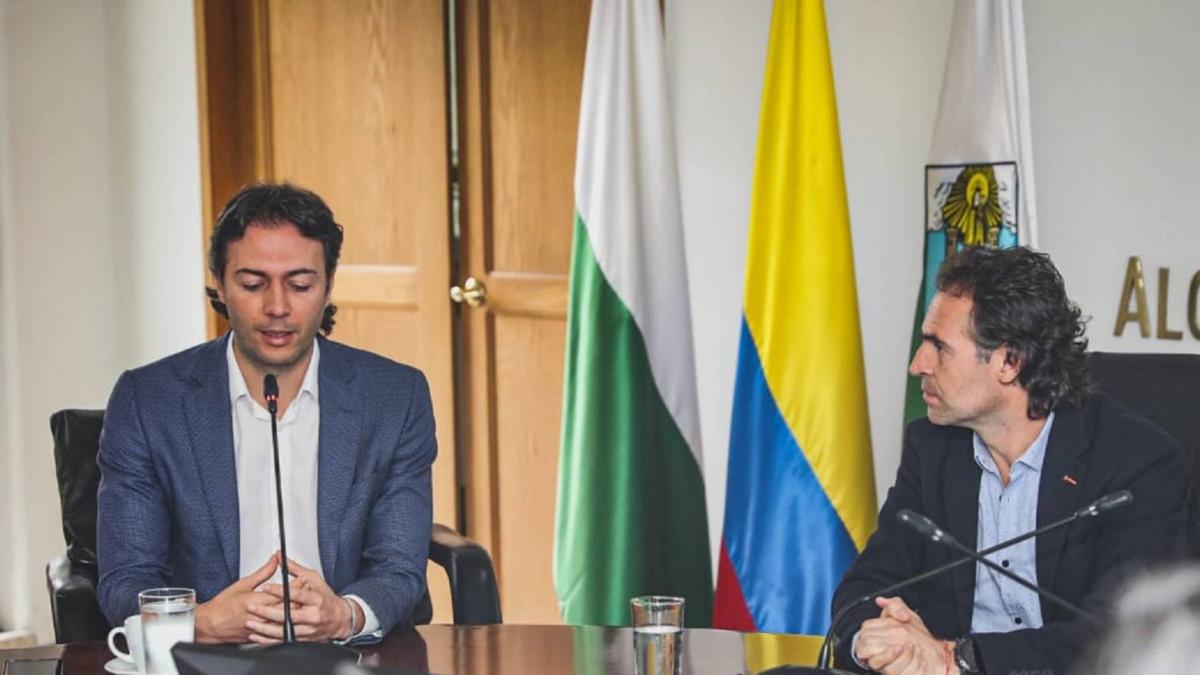 Alcalde de Medellín denuncia corrupción y cuestiona manejo del caso Aguas Vivas
