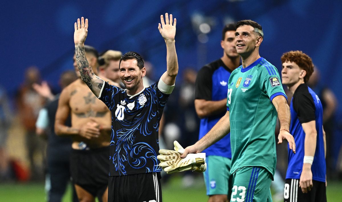 Argentina advances to FIFA World Cup final with late comeback against England