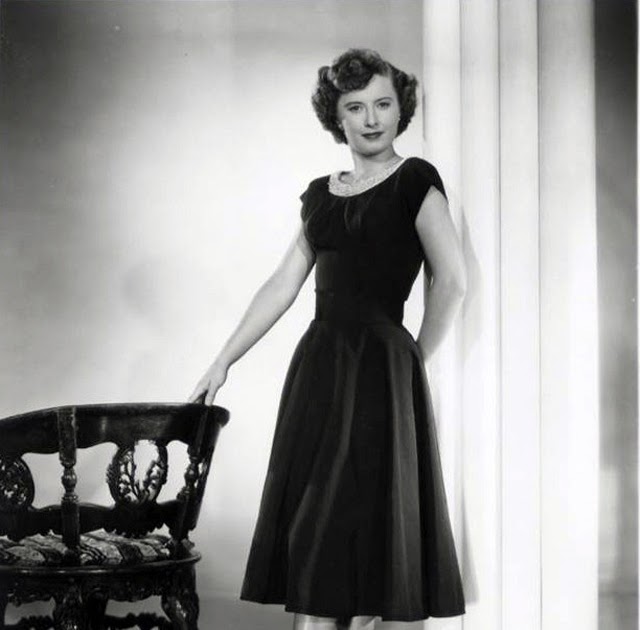 Barbara Stanwyck's 1940s Hollywood Career and Iconic Style