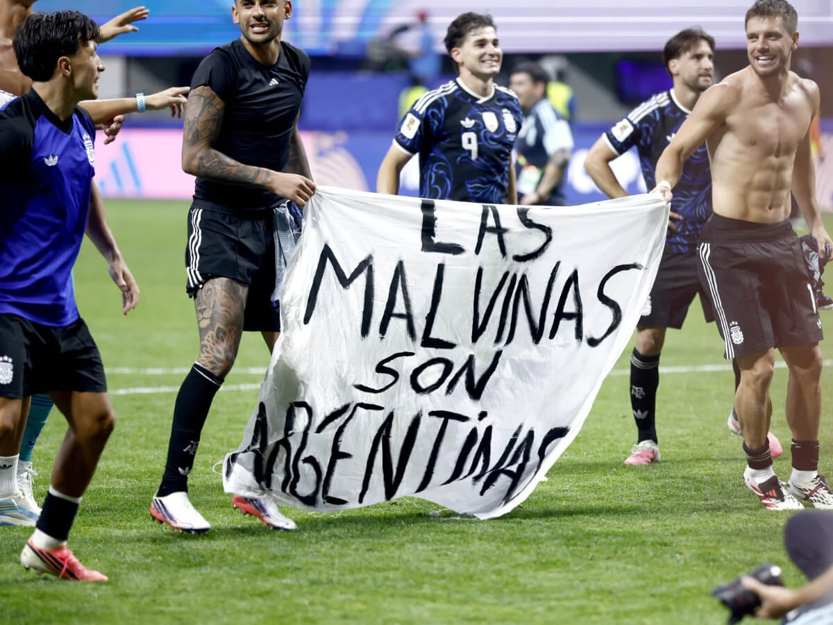 Argentina's Political Struggle Over the Malvinas After World Cup Semifinal
