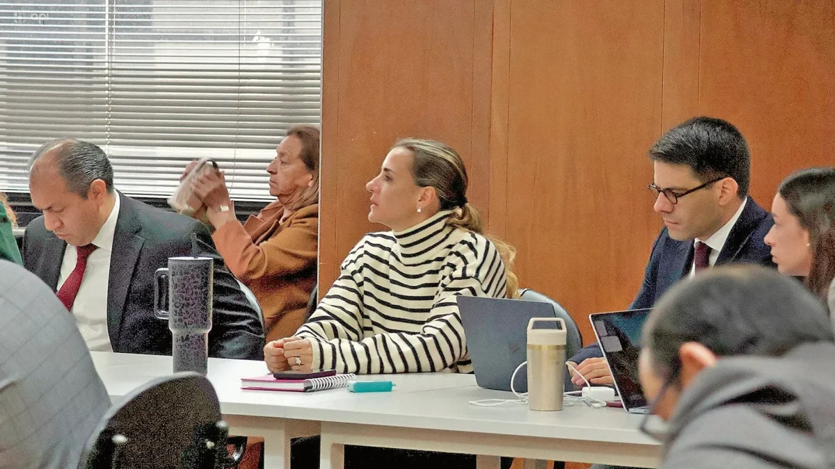 Priscila Burneo absuelta en el caso Sinohydro tras tres años de proceso sin pruebas