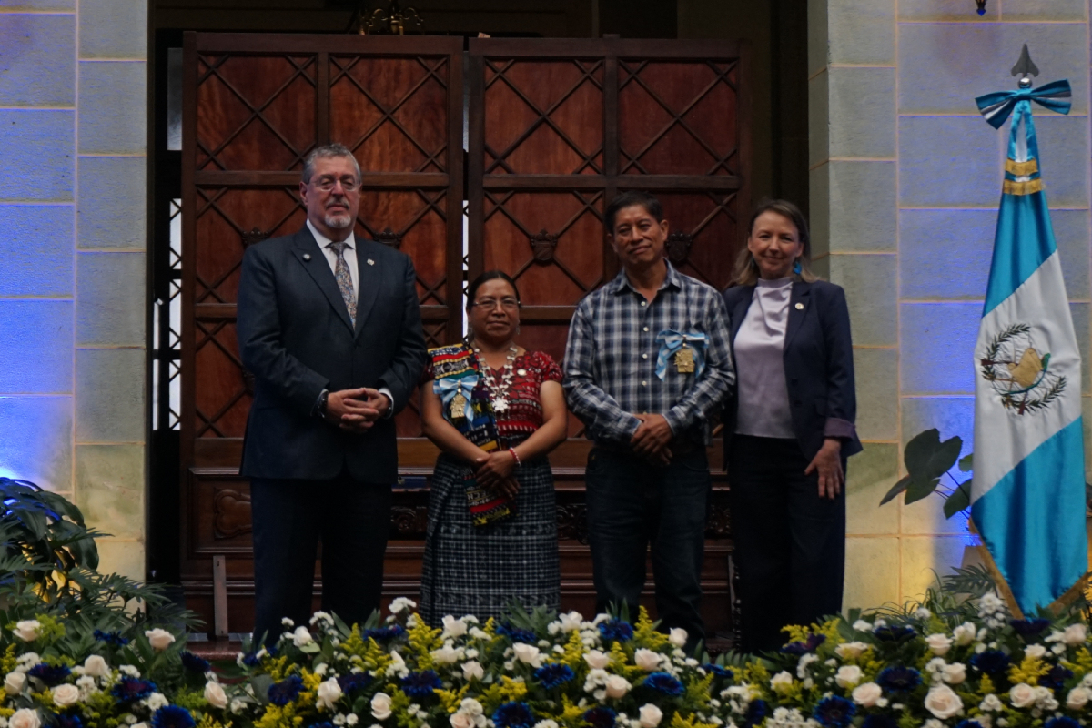 Gobierno otorga Medalla Presidencial a organizaciones por protección ambiental