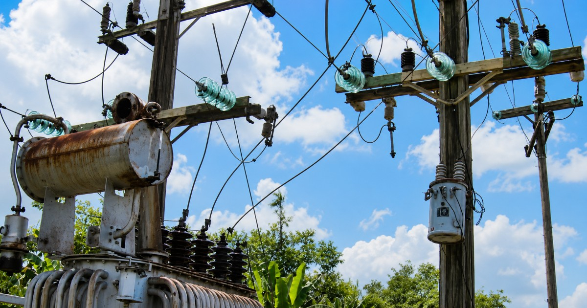 Critical Injury Following Transformer Oil Theft Attempt in Santiago de Cuba