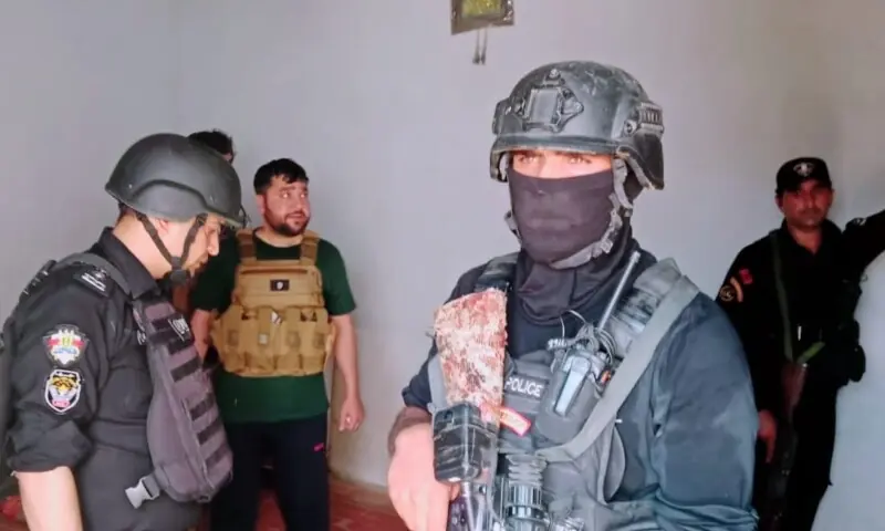 Joint operation in Bannu results in terrorist's death and arrest of eight suspects