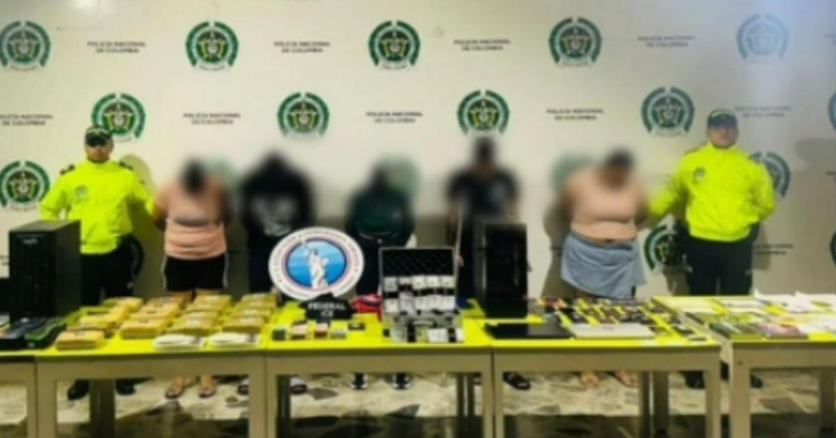 Red criminal utilizó IA para estafar con falsas visas de EE.UU.