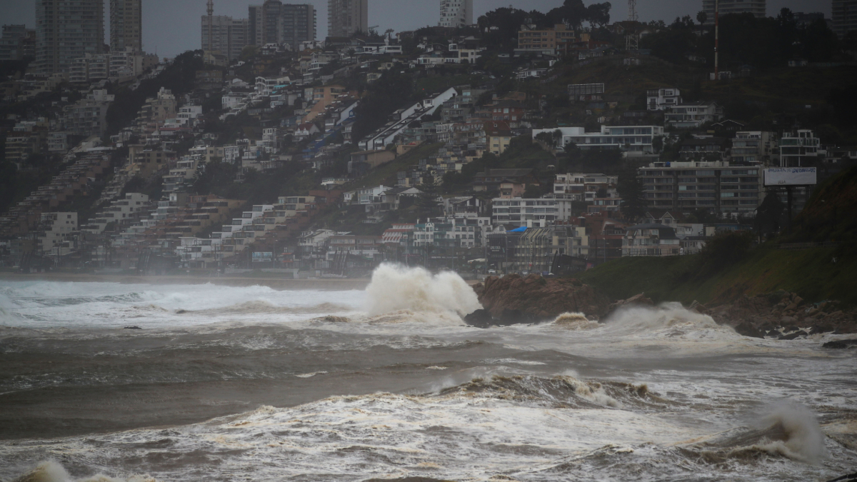 Sistema frontal en Valparaíso deja un saldo de un fallecido y 860 damnificados