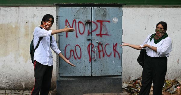 Young Protesters in Delhi Criticize Modi's Handling of Protests