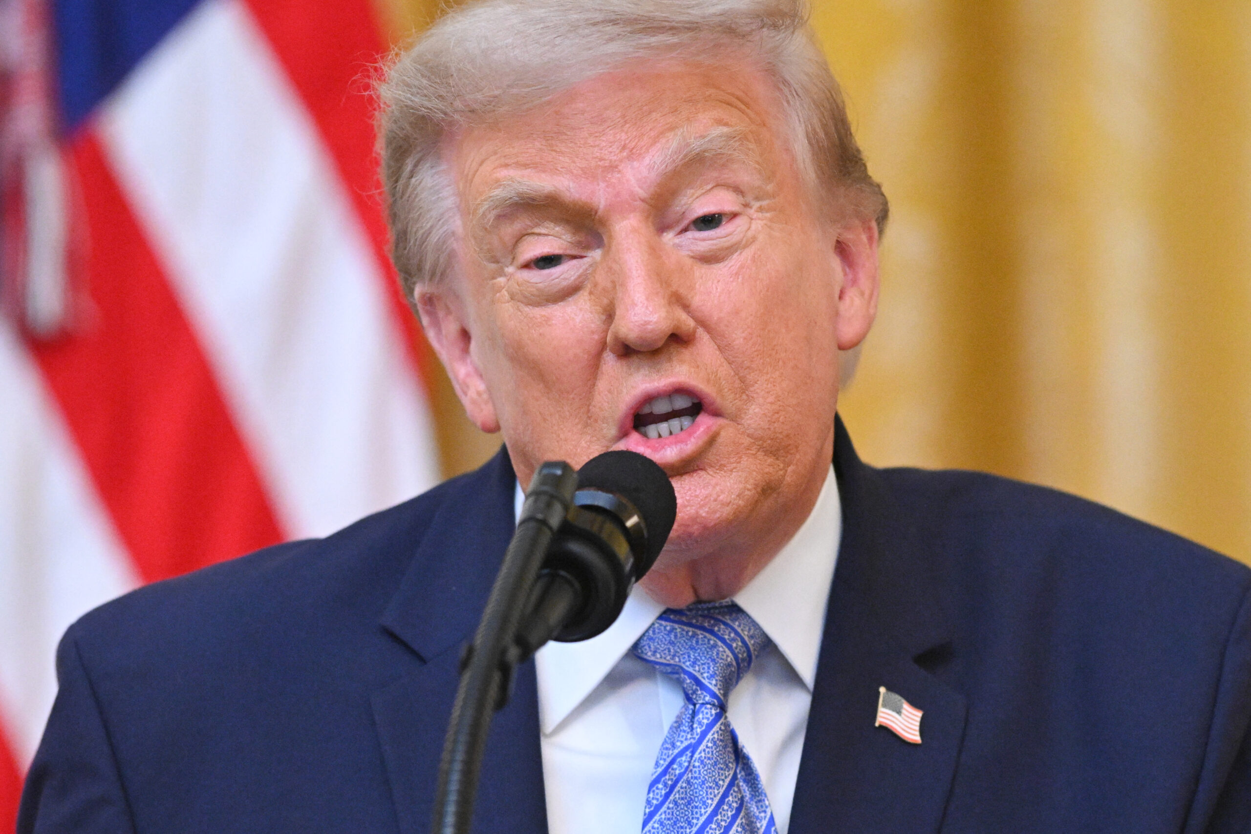 Trump evalúa relación bilateral con Venezuela y beneficios petroleros