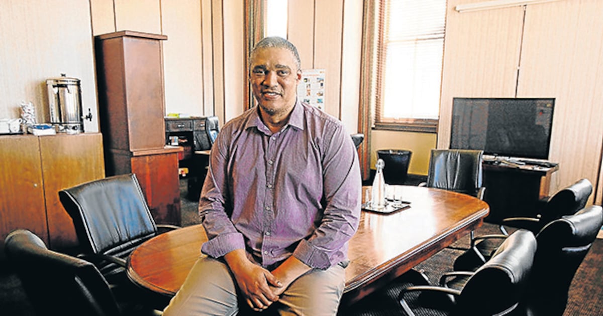 Legal battle over Mettler's reinstatement in Tshwane council dispute