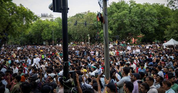 Protests Against Education System Irregularities and Police Clashes in Delhi