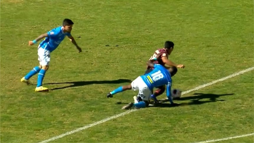 Conar publicó el audio del VAR que respaldó la decisión de no cobrar penal a José Rivera en el Universitario vs. ADT
