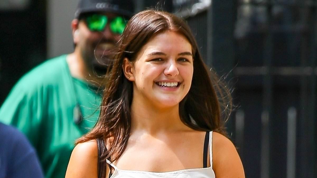 Suri Cruise's Acting Debut in Shakespeare Play: Following in Parents' Footsteps