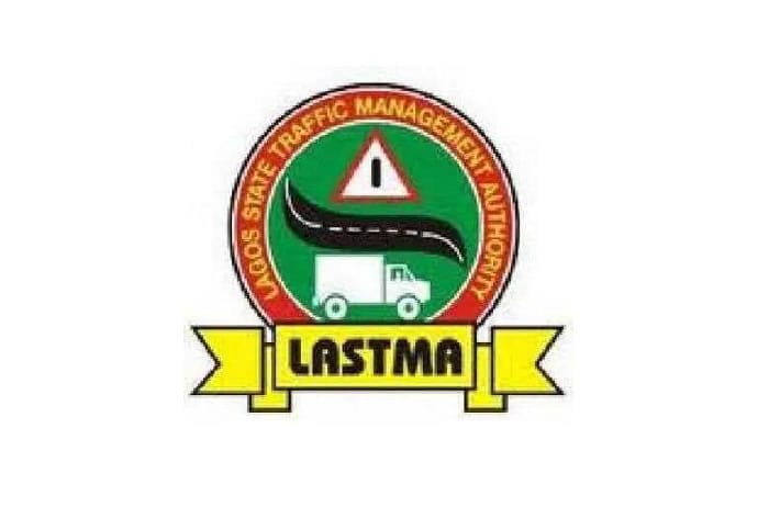 Multiple-Vehicle Crash on Lagos-Ibadan Expressway Claims Motor Boy's Life