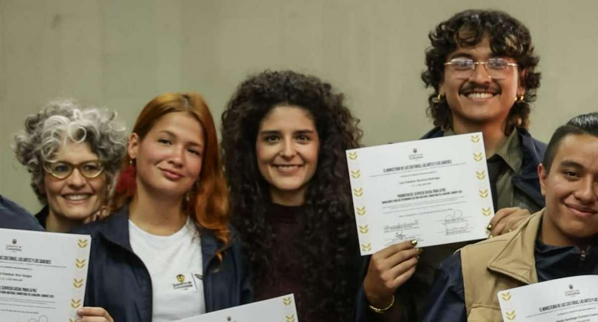 Ministerio lanza programa de servicio social para la paz con jóvenes colombianos